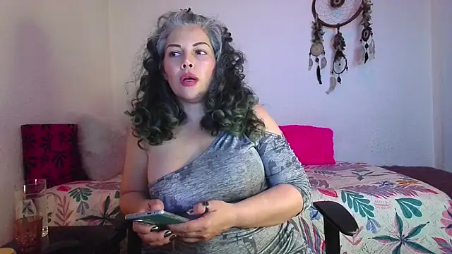 Victoria Lover online show from December 2025 03:46:02 AM