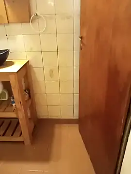 omeriz online show from September 2025 06:28:02 AM