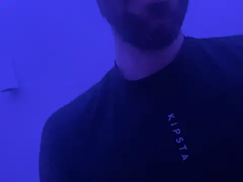 gryzoon online show from January 2026 12:26:01 AM