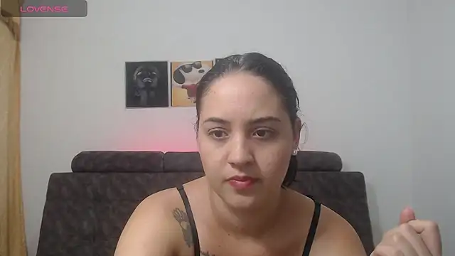Snapshot of Anthonela_Queen chatting on March 2025 02:42:02 PM Anthonela Queen online show from March 2025 02:42:02 PM