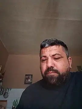 Alexander18edd online show from November 2025 01:33:02 PM