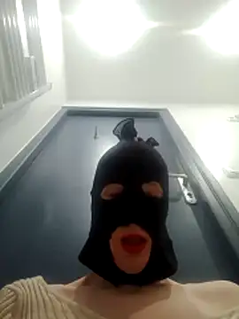 Snapshot of janick124 chatting on February 2026 08:02:01 AM janick124 online show from February 2026 08:02:01 AM