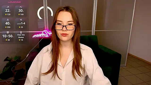 ElenaOconar online show from October 2025 05:52:01 AM