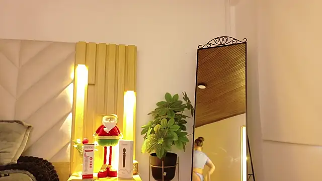 Anaise latif online show from November 2025 11:57:02 AM