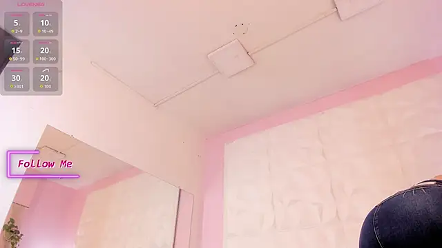 Valeriagomez  online show from October 2025 12:03:01 PM