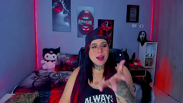 Veronika metal online show from December 2025 02:03:01 PM