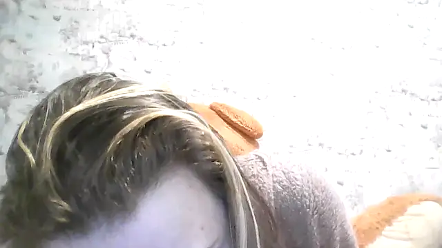 Snapshot of Eveline_May chatting on February 2026 04:02:01 PM Eveline May online show from February 2026 04:02:01 PM