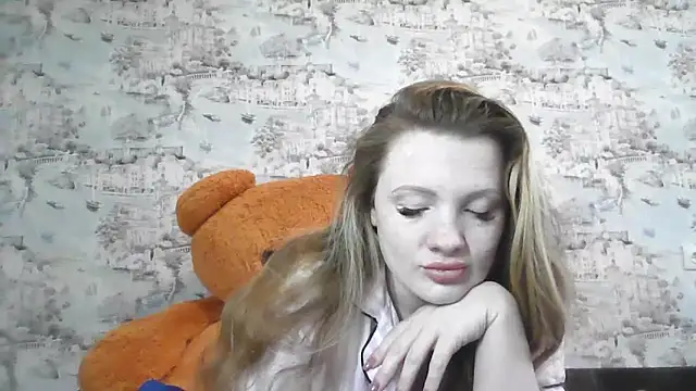 Snapshot of Eveline_May chatting on March 2026 12:55:01 PM Eveline May online show from March 2026 12:55:01 PM