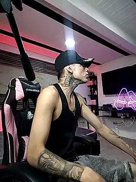 Cloe roouse online show from March 2026 07:24:02 PM