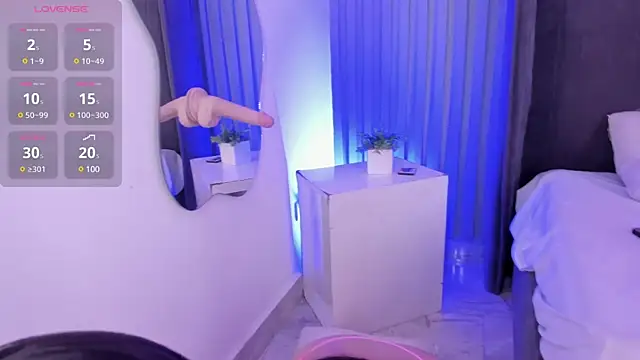 Snapshot of Haily_b chatting on March 2025 08:18:02 PM Haily b online show from March 2025 08:18:02 PM