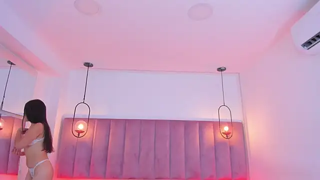 Snapshot of Haily_b chatting on November 2025 07:57:02 PM Haily b online show from November 2025 07:57:02 PM