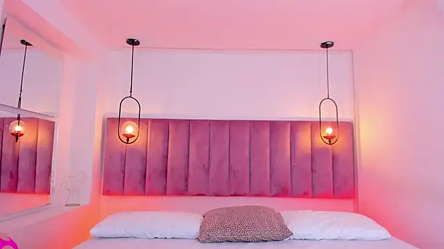 Snapshot of Haily_b chatting on November 2025 07:47:02 PM Haily b online show from November 2025 07:47:02 PM