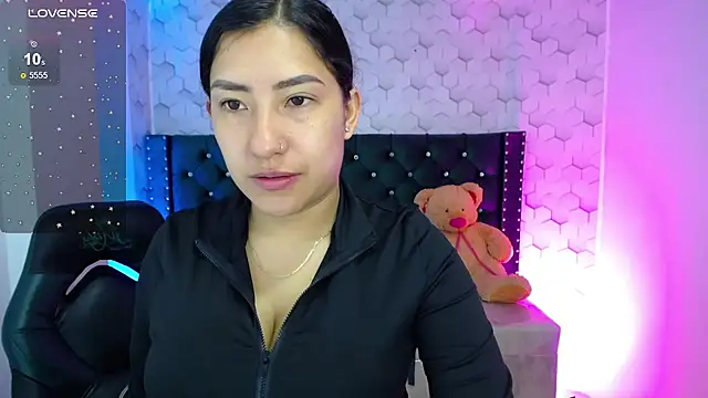 Snapshot of Sarah_evansm chatting on October 2025 03:21:02 PM Sarah evansm online show from October 2025 03:21:02 PM