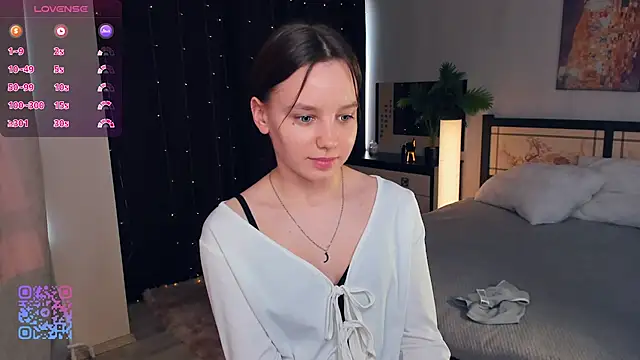 EdinaCordner online show from March 2025 01:14:01 PM