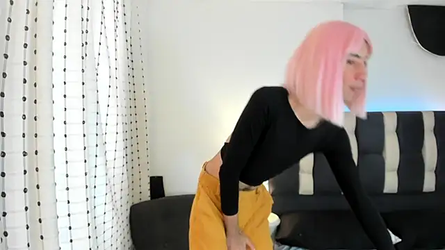 loverisu-coral online show from October 2025 07:34:02 PM