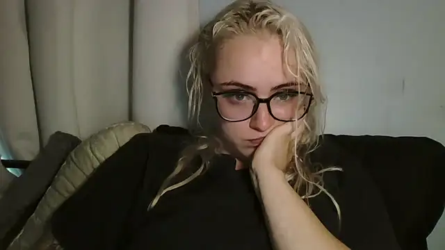 sluttypumpkin online show from July 2026 05:59:01 PM