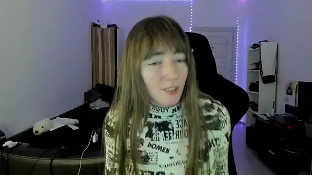 bekkawell online show from October 2025 07:01:01 PM