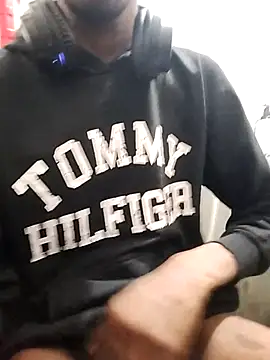 BlackDog  69 online show from October 2025 11:10:02 PM