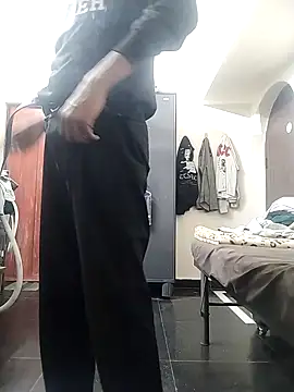 BlackDog  69 online show from January 2026 04:34:01 PM