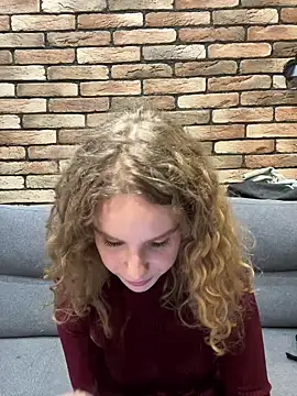 nemesidaM online show from March 2025 12:46:01 PM