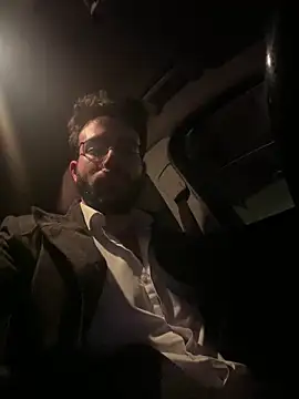 YJeromZCoxk online show from March 2025 12:10:02 AM