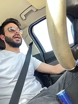 YJeromZCoxk online show from March 2025 11:34:02 AM