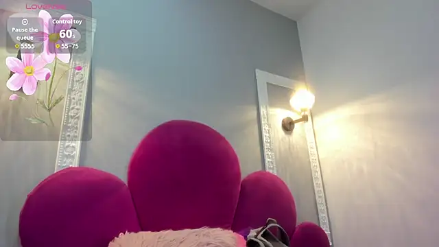 Bonniie 22 online show from November 2025 04:31:02 PM