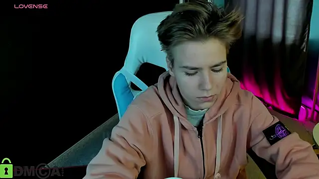 Jean Wilsons online show from March 2025 10:10:02 AM