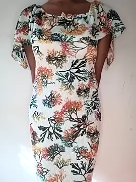 LISA 089 online show from October 2025 10:43:02 AM