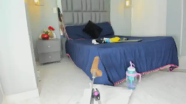 Snapshot of Sienna_miller_27 chatting on October 2025 11:20:02 AM Sienna miller 27 online show from October 2025 11:20:02 AM