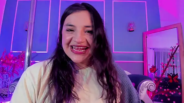 TaraTaylorr online show from February 2026 03:25:02 AM