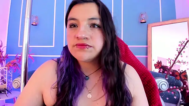 TaraTaylorr online show from April 2026 02:58:01 AM