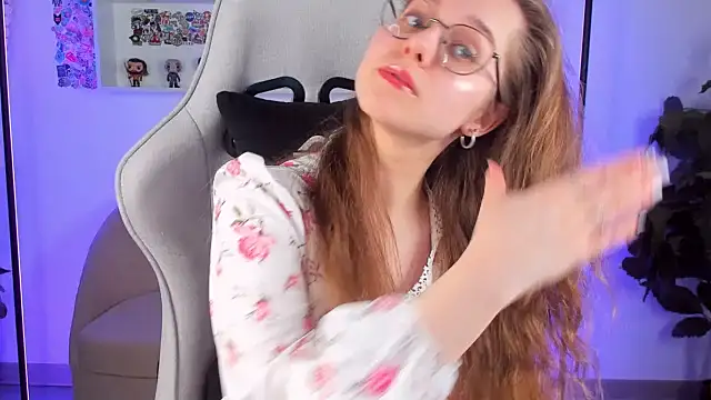 Snapshot of RileyMimicho chatting on March 2025 11:11:01 AM RileyMimicho online show from March 2025 11:11:01 AM