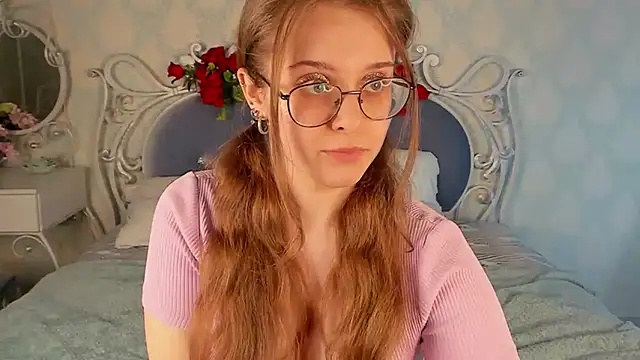 Snapshot of RileyMimicho chatting on March 2025 10:48:01 AM RileyMimicho online show from March 2025 10:48:01 AM