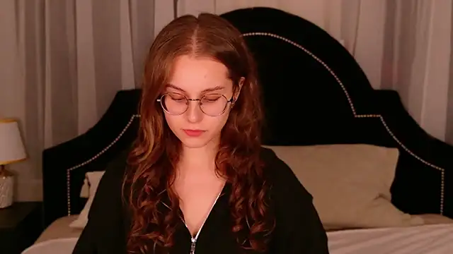 Snapshot of RileyMimicho chatting on September 2025 08:14:01 PM RileyMimicho online show from September 2025 08:14:01 PM