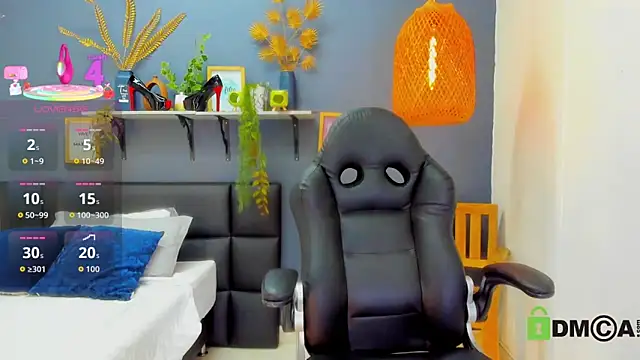 yessila parker online show from April 2026 09:15:01 AM