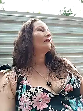 Sexy-Woman-Mature online show from March 2025 01:28:01 PM