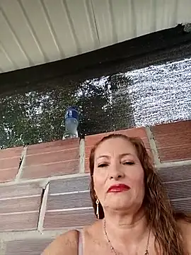 Sexy-Woman-Mature online show from December 2025 01:38:02 PM