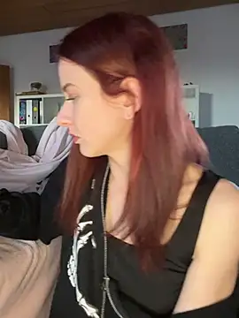 SweetSeraphine online show from March 2025 04:59:02 PM