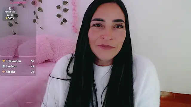 luna lgomez  online show from March 2025 01:06:02 PM