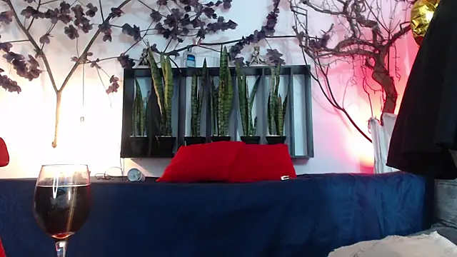 Snapshot of Sara_Valkyri chatting on October 2025 07:25:02 PM Sara Valkyri online show from October 2025 07:25:02 PM