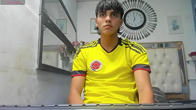 heiker  online show from March 2025 02:39:02 AM