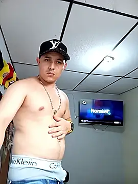 Snapshot of Charlotteet_Paul chatting on March 2025 04:55:02 PM Charlotteet Paul online show from March 2025 04:55:02 PM