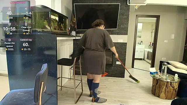 Layla- online show from September 2025 09:54:02 AM