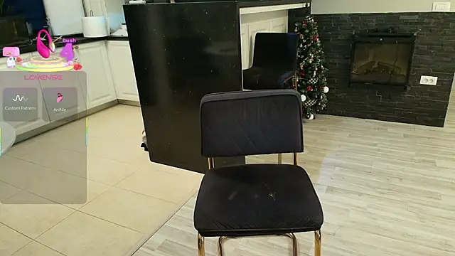 Layla- online show from January 2026 08:10:02 PM