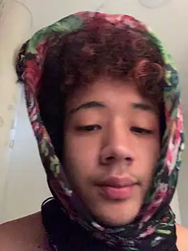 Snapshot of chillcol chatting on March 2025 10:11:01 PM chillcol online show from March 2025 10:11:01 PM