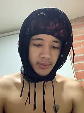 Snapshot of chillcol chatting on March 2025 10:38:01 AM chillcol online show from March 2025 10:38:01 AM