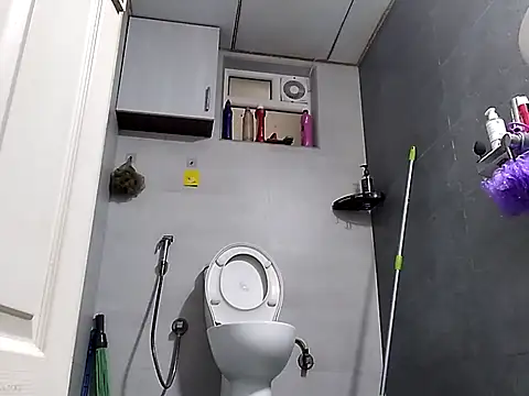 freakydesi online show from September 2025 05:56:01 AM