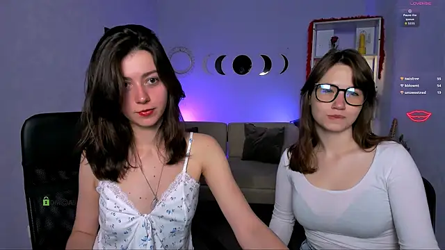 Snapshot of helli_belli chatting on May 2026 07:20:01 PM helli belli online show from May 2026 07:20:01 PM