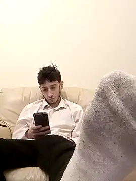Snapshot of FitYoungChav chatting on March 2025 05:25:01 PM FitYoungChav online show from March 2025 05:25:01 PM